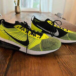 Men's Nike Air Max Flyknit Racer - Size 10